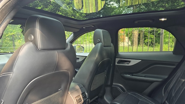 Used Jaguar F-Pace 2016 for sale - 74853824: Photo 12