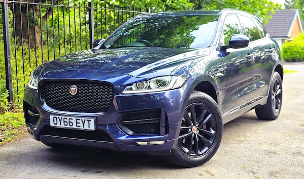 Used Jaguar F-Pace 2016 for sale - 74853824: Photo 1