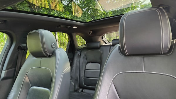 Used Jaguar F-Pace 2016 for sale - 74853824: Photo 25