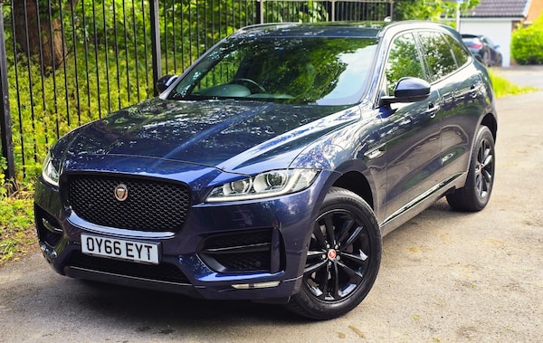 Used Jaguar F-Pace 2016 for sale - 74853824: Photo 28