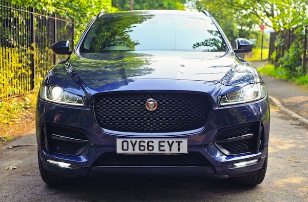 Used Jaguar F-Pace 2016 for sale - 74853824: Photo 29