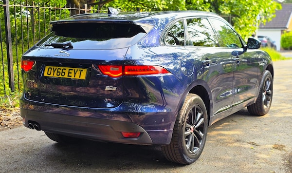 Used Jaguar F-Pace 2016 for sale - 74853824: Photo 6