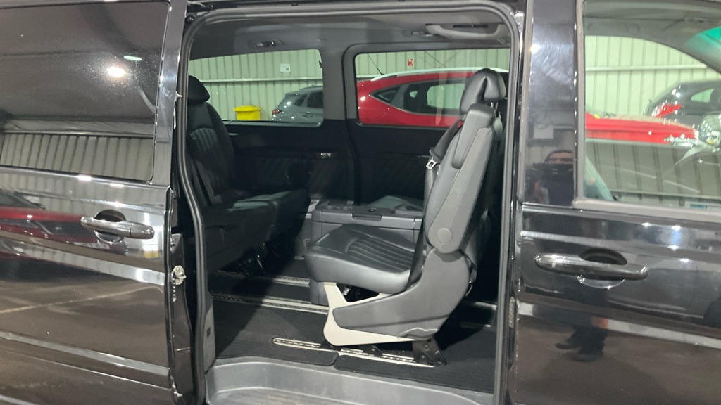 Used Mercedes-Benz Viano 2014 for sale - 76987177: Photo 8