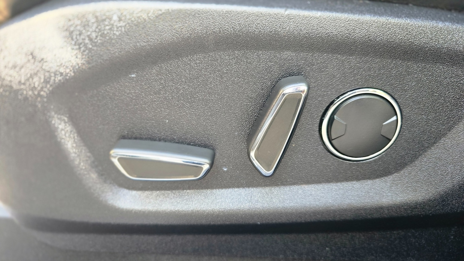 Used Ford S-Max 2016 for sale - 75612819: Photo 24