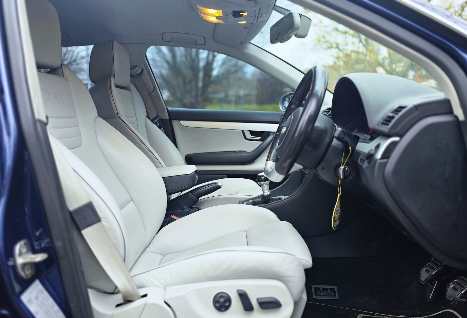 Used Audi RS4 2006 for sale - 76726045: Photo 8