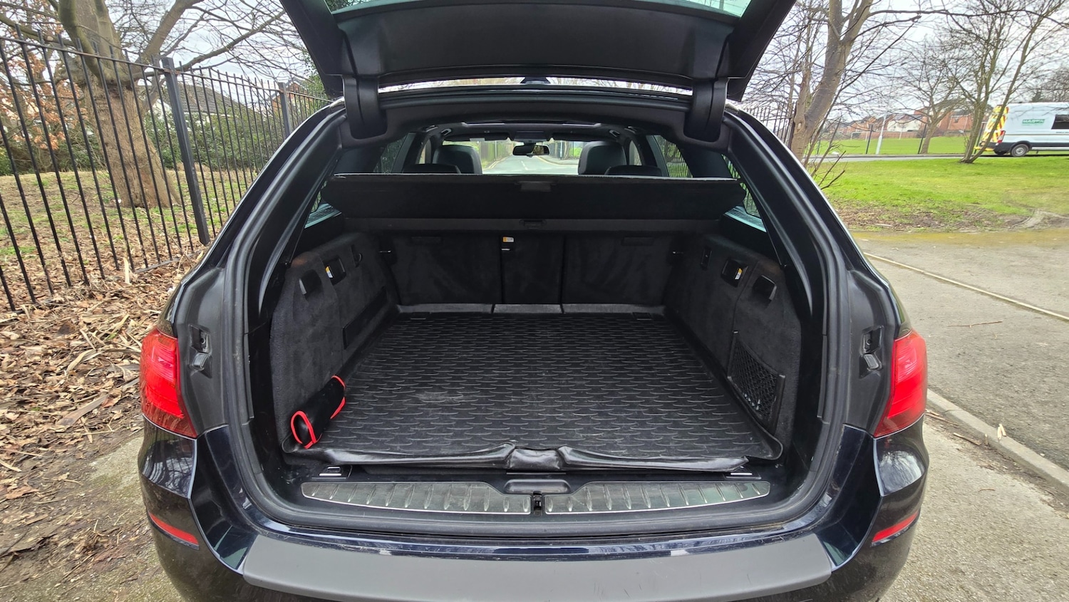 Vehicle 28