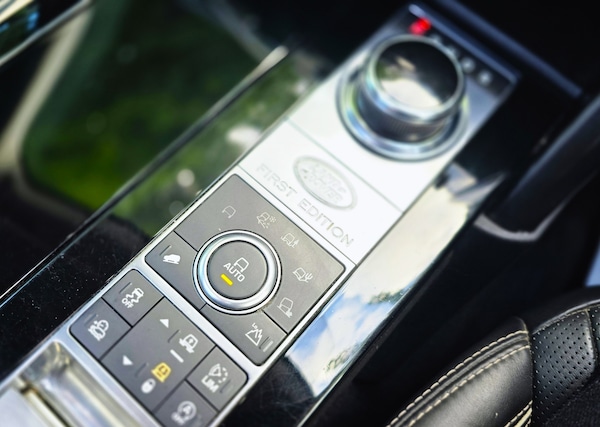 Used Land Rover Discovery 2017 for sale - 74911621: Photo 31