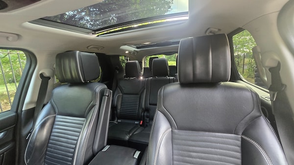 Used Land Rover Discovery 2017 for sale - 74911621: Photo 37