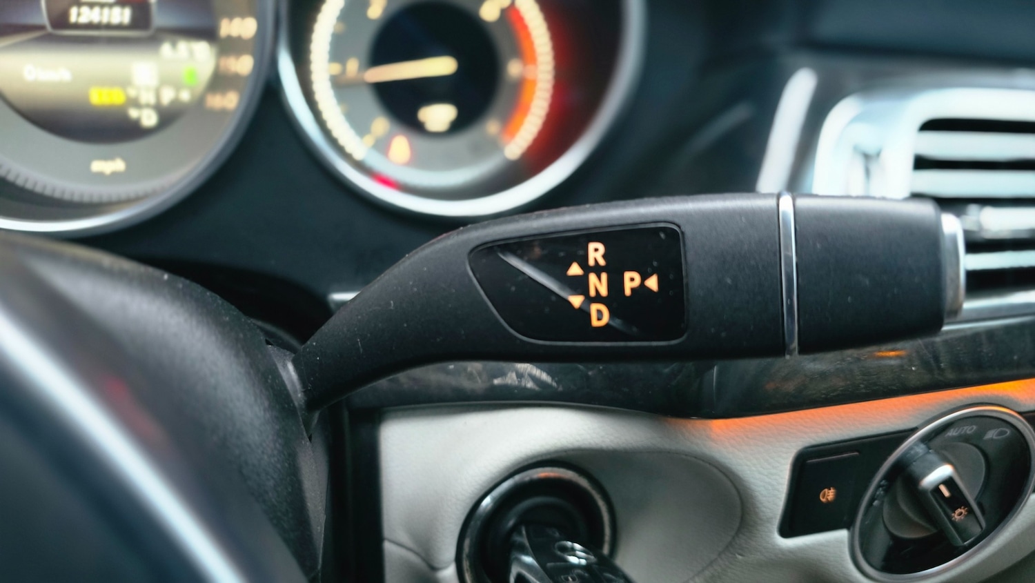 Used Mercedes-Benz CLS 2015 for sale - 76987168: Photo 22