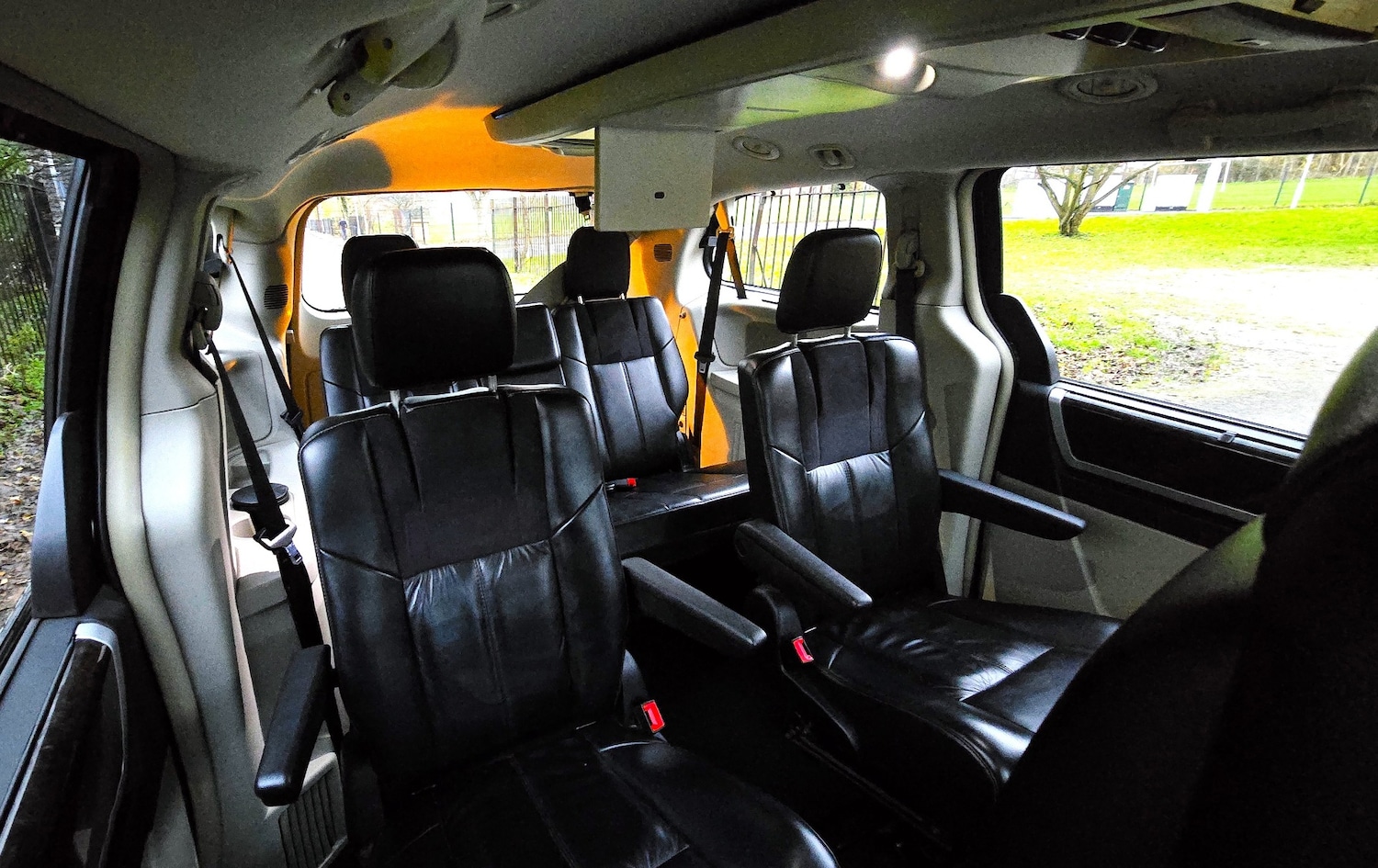 Used Chrysler Grand Voyager 2014 for sale - 76656478: Photo 18