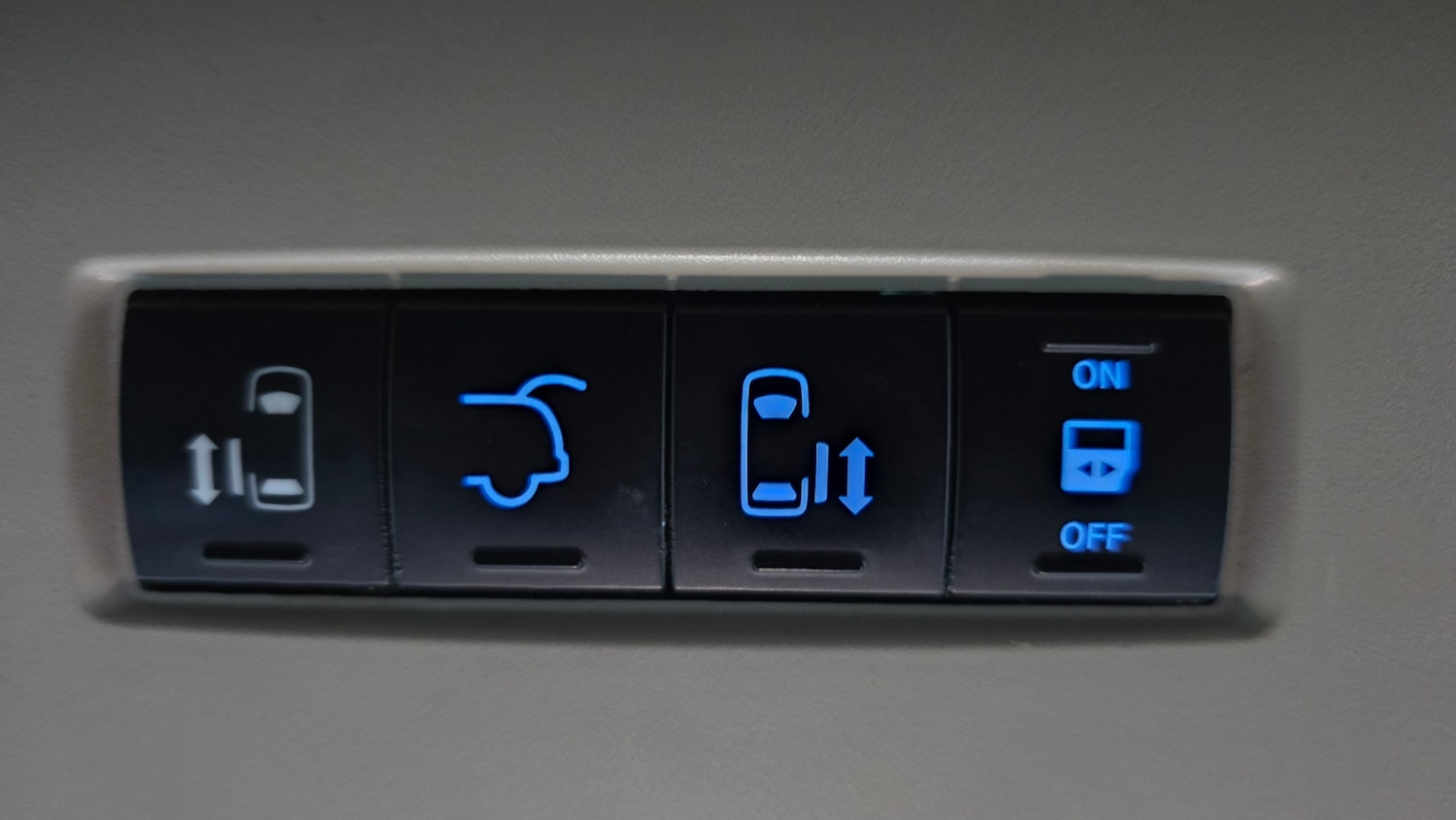 Used Chrysler Grand Voyager 2014 for sale - 76656478: Photo 22