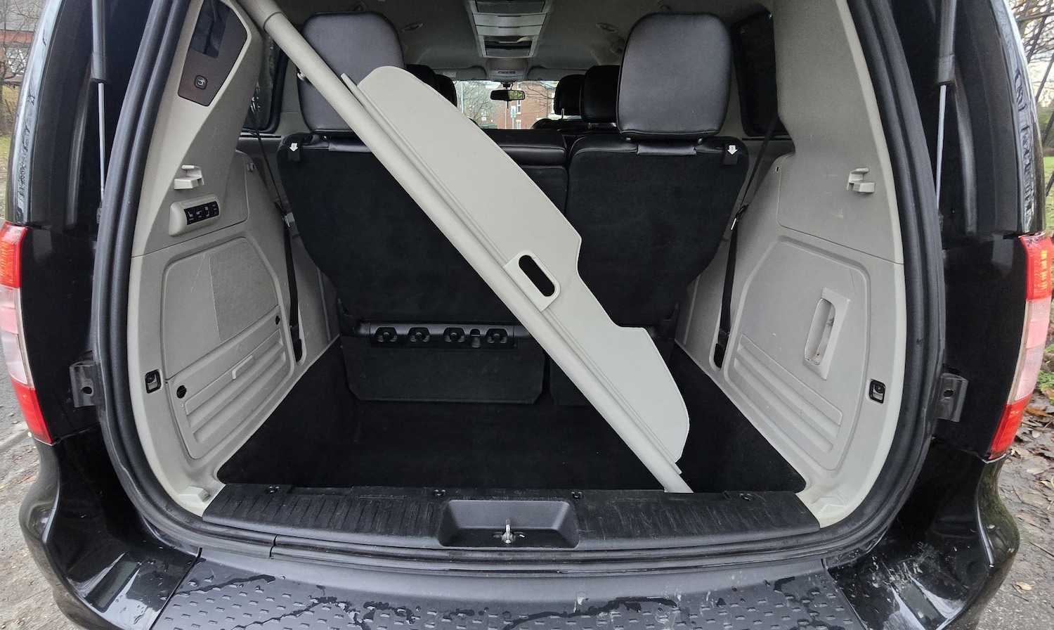 Used Chrysler Grand Voyager 2014 for sale - 76656478: Photo 25