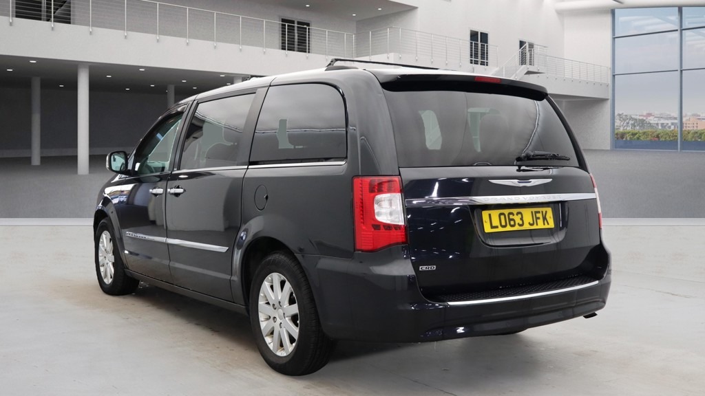 Used Chrysler Grand Voyager 2014 for sale - 76656478: Photo 3