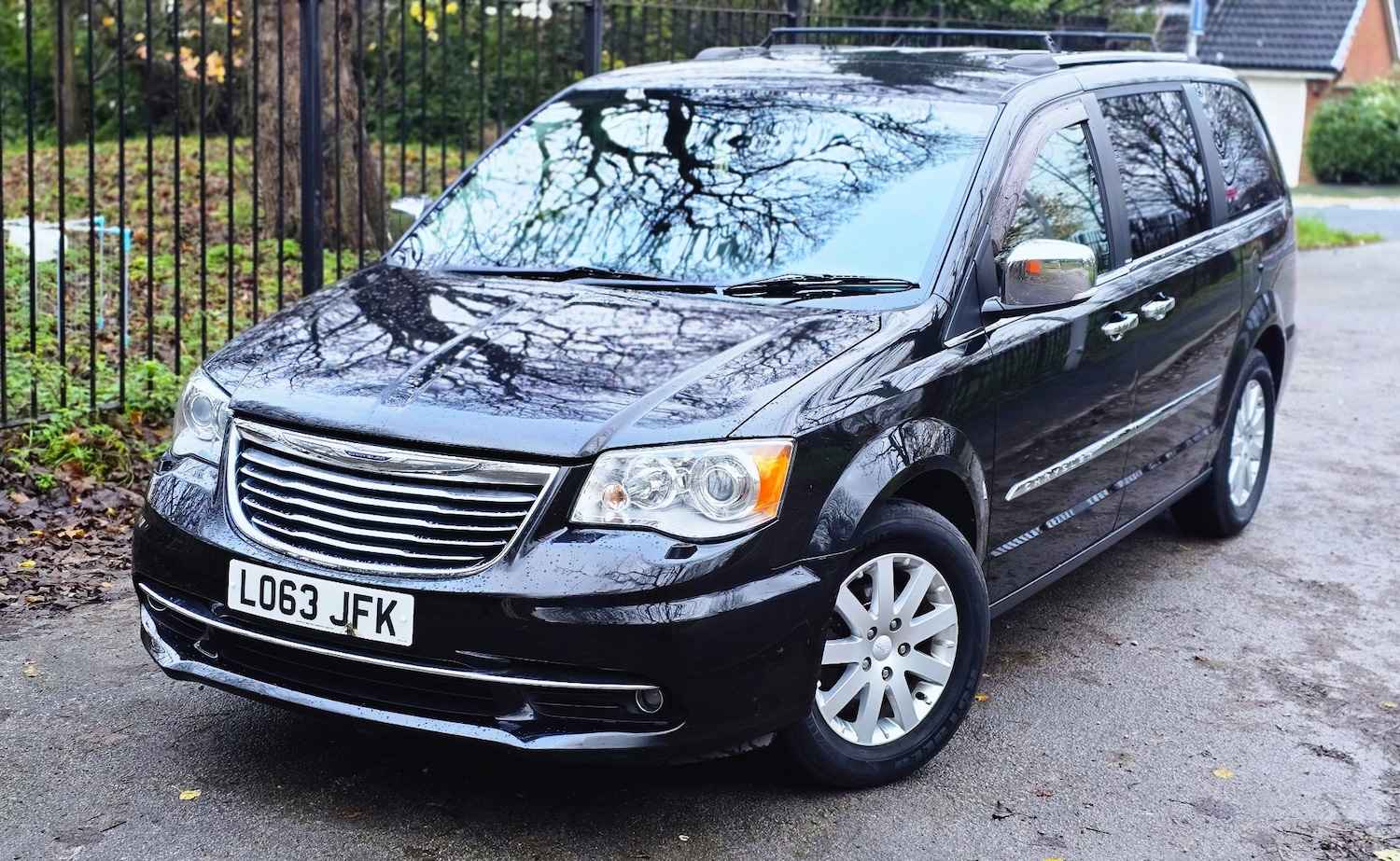 Used Chrysler Grand Voyager 2014 for sale - 76656478: Photo 31