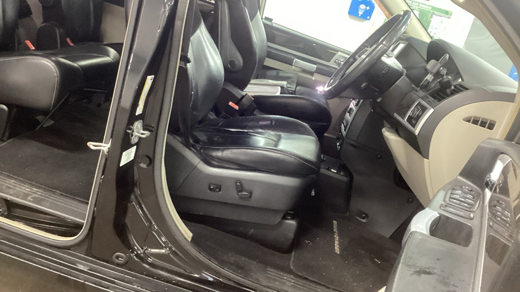 Used Chrysler Grand Voyager 2014 for sale - 76656478: Photo 7
