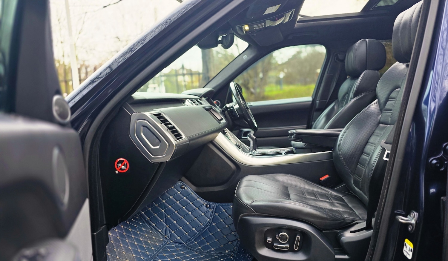 Used Land Rover Range Rover Sport 2017 for sale - 76687526: Photo 19