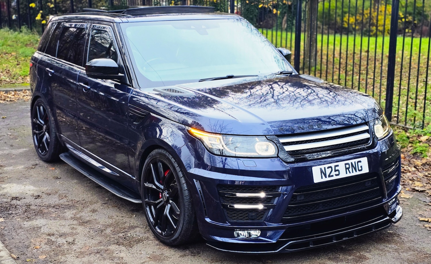 Used Land Rover Range Rover Sport 2017 for sale - 76687526: Photo 42