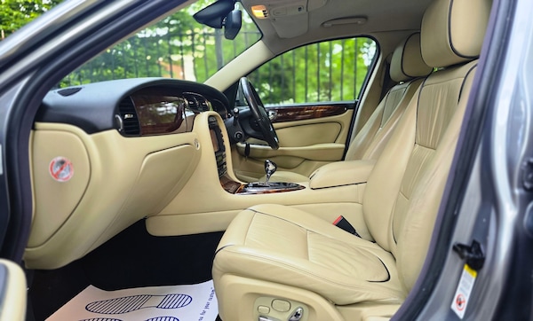 Used Jaguar XJ 2008 for sale - 74661834: Photo 10