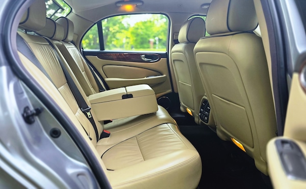 Used Jaguar XJ 2008 for sale - 74661834: Photo 12