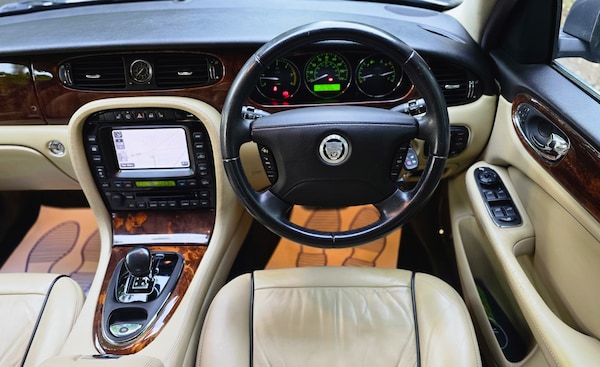 Used Jaguar XJ 2008 for sale - 74661834: Photo 13