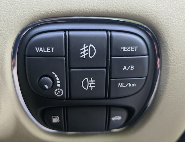 Used Jaguar XJ 2008 for sale - 74661834: Photo 20
