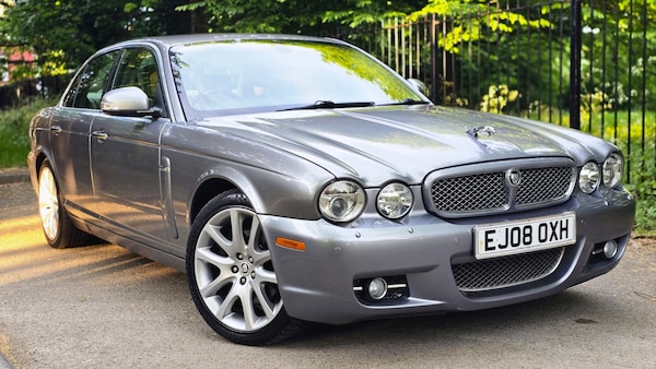 Used Jaguar XJ 2008 for sale - 74661834: Photo 24