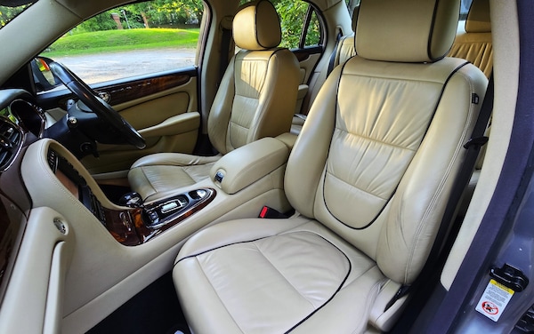Used Jaguar XJ 2008 for sale - 74661834: Photo 30