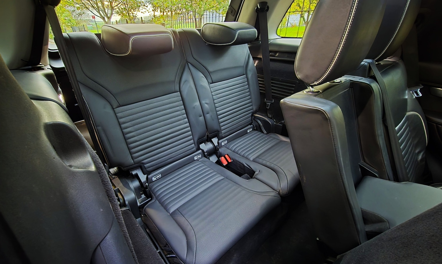 Used Land Rover Discovery 2017 for sale - 76335278: Photo 12