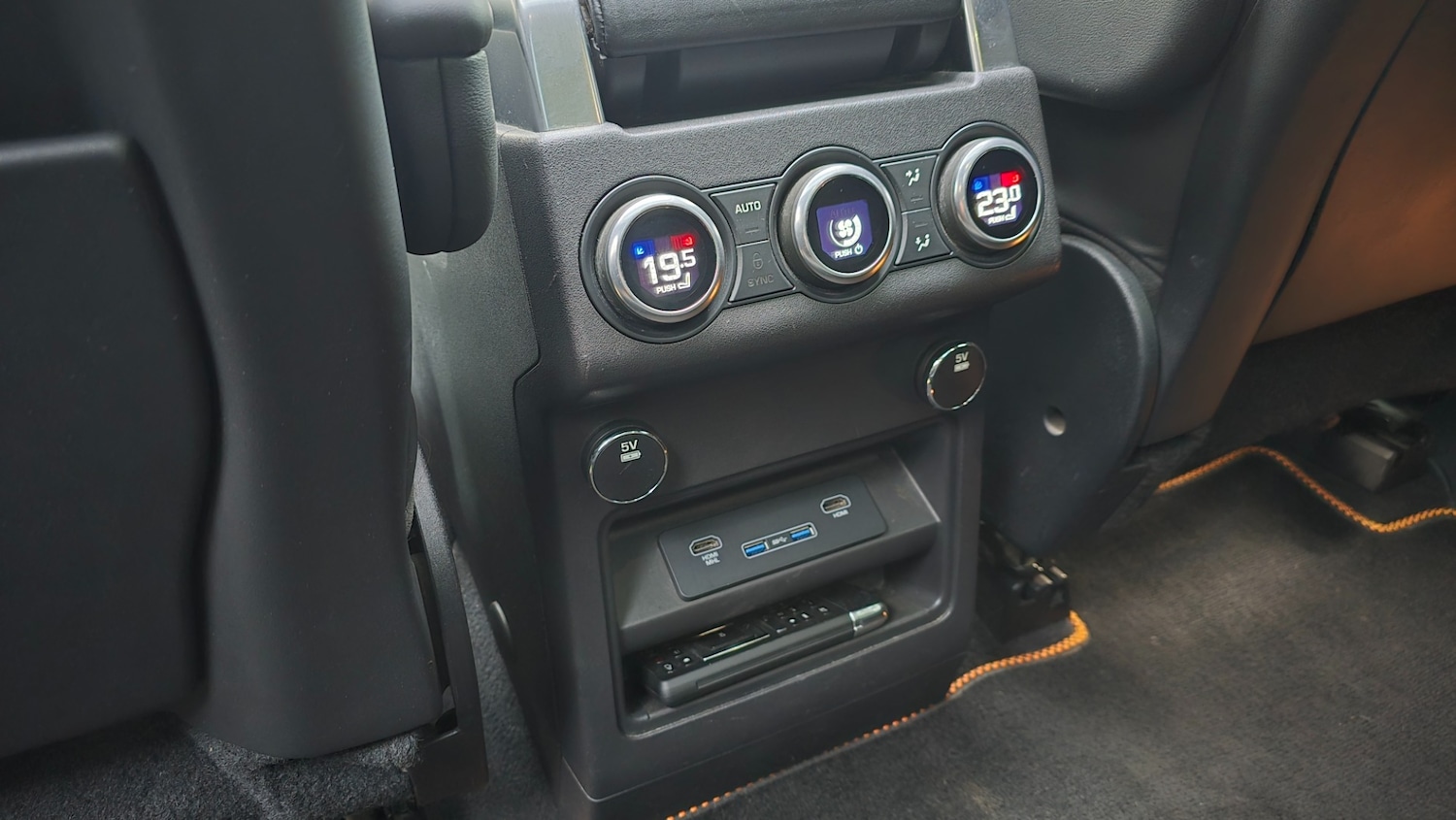 Used Land Rover Discovery 2017 for sale - 76335278: Photo 19