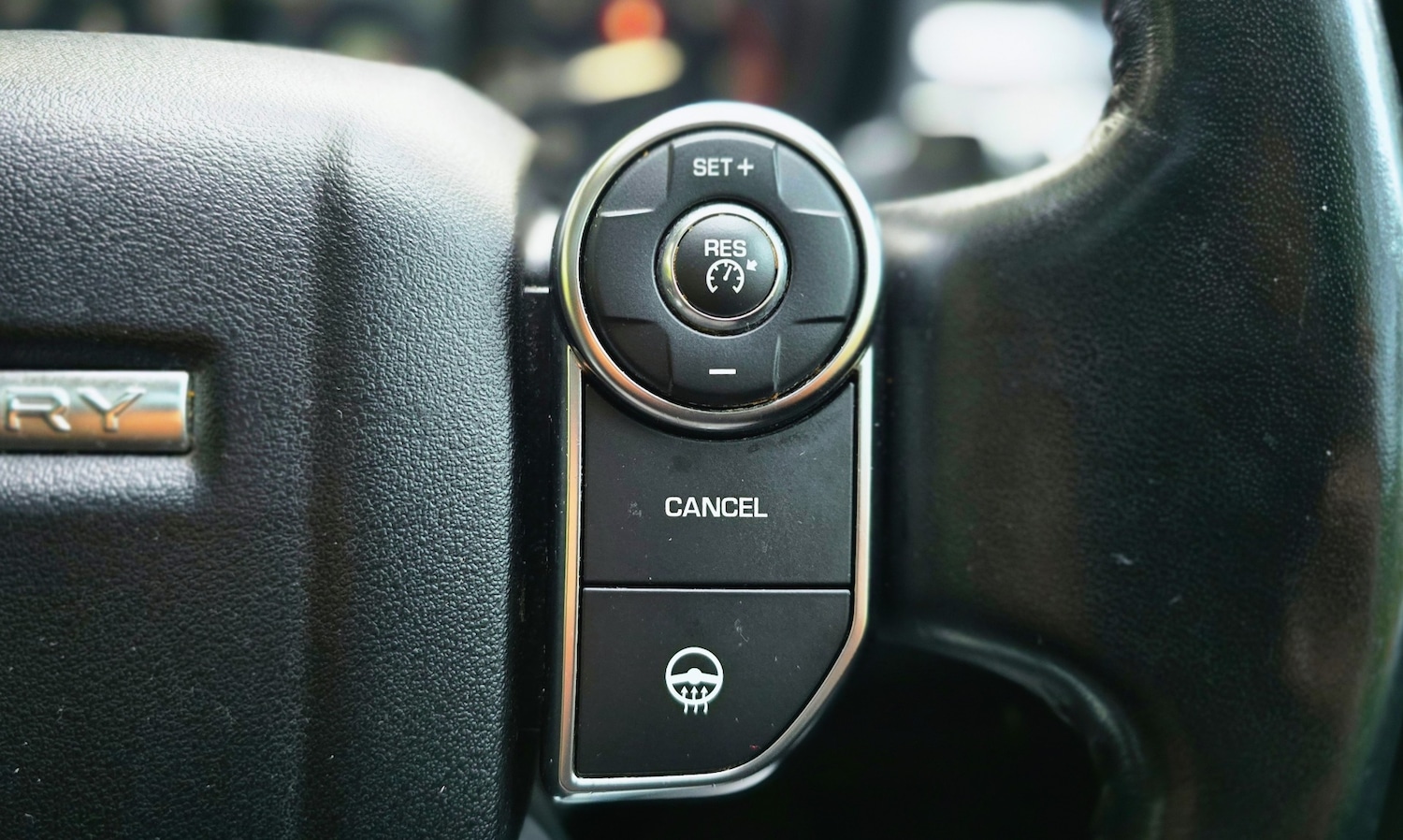 Used Land Rover Discovery 2017 for sale - 76335278: Photo 29