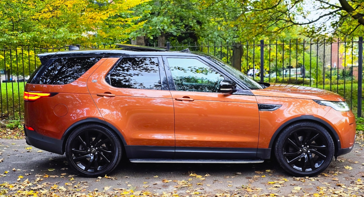 Used Land Rover Discovery 2017 for sale - 76335278: Photo 6