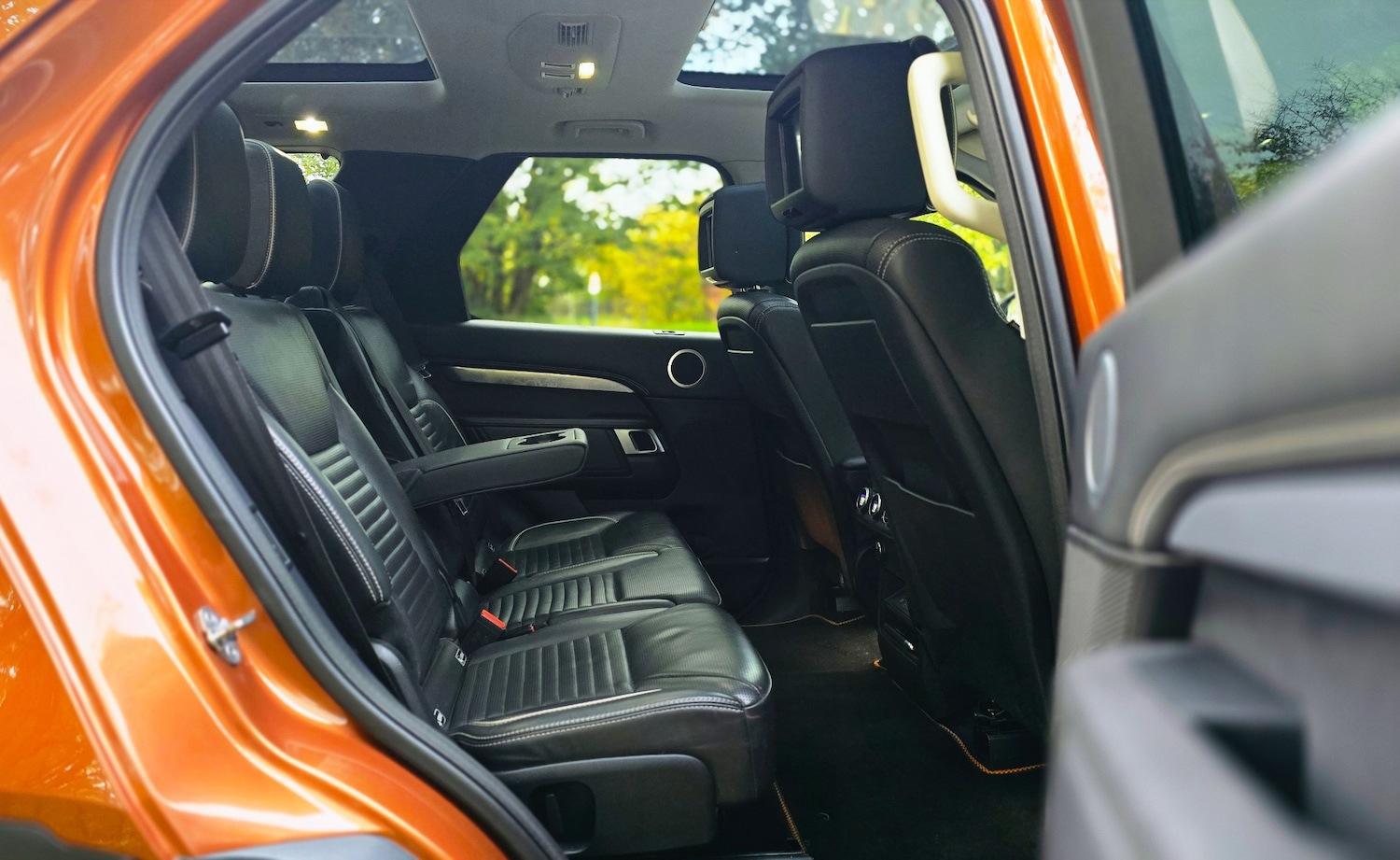 Used Land Rover Discovery 2017 for sale - 76335278: Photo 9