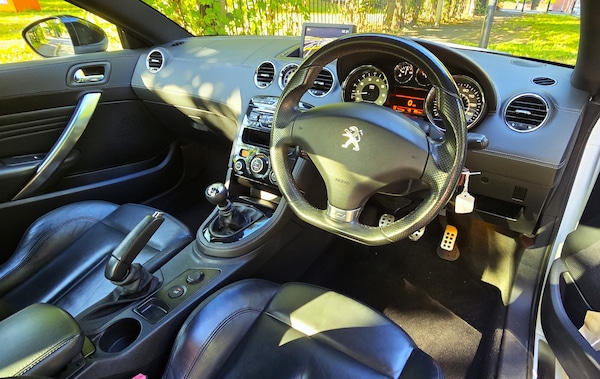 Used Peugeot RCZ 2013 for sale - 72073001: Photo 12