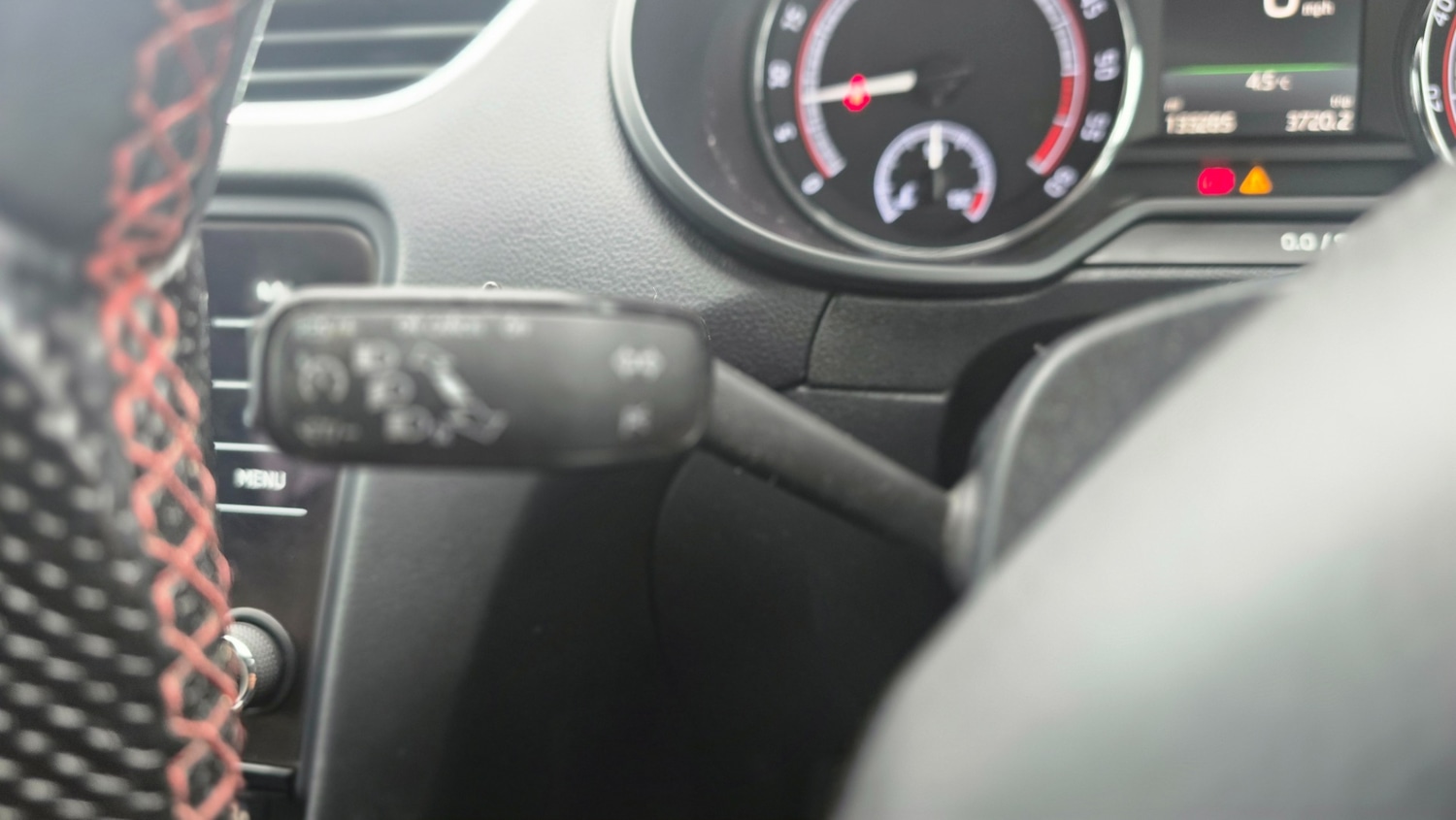 Used Skoda Octavia 2017 for sale - 77636363: Photo 21