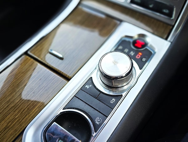 Used Jaguar XF 2014 for sale - 73275228: Photo 15