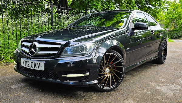 Used Mercedes-Benz C-Class 2012 for sale - 71029511: Photo 1