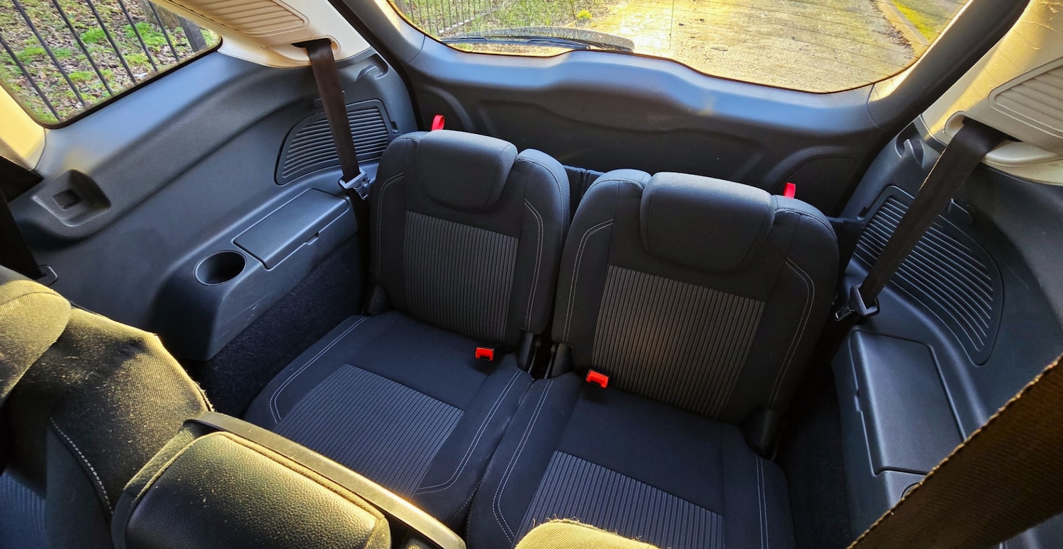 Used Ford Grand C-Max 2014 for sale - 77008902: Photo 17