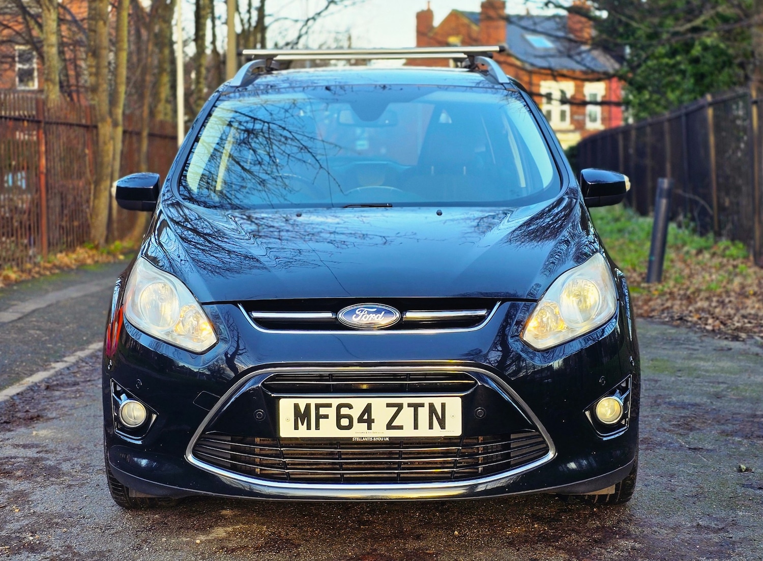 Used Ford Grand C-Max 2014 for sale - 77008902: Photo 2