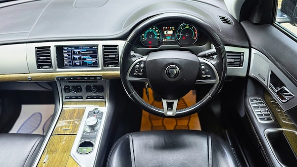 Used Jaguar XF 2014 for sale - 75506680: Photo 13