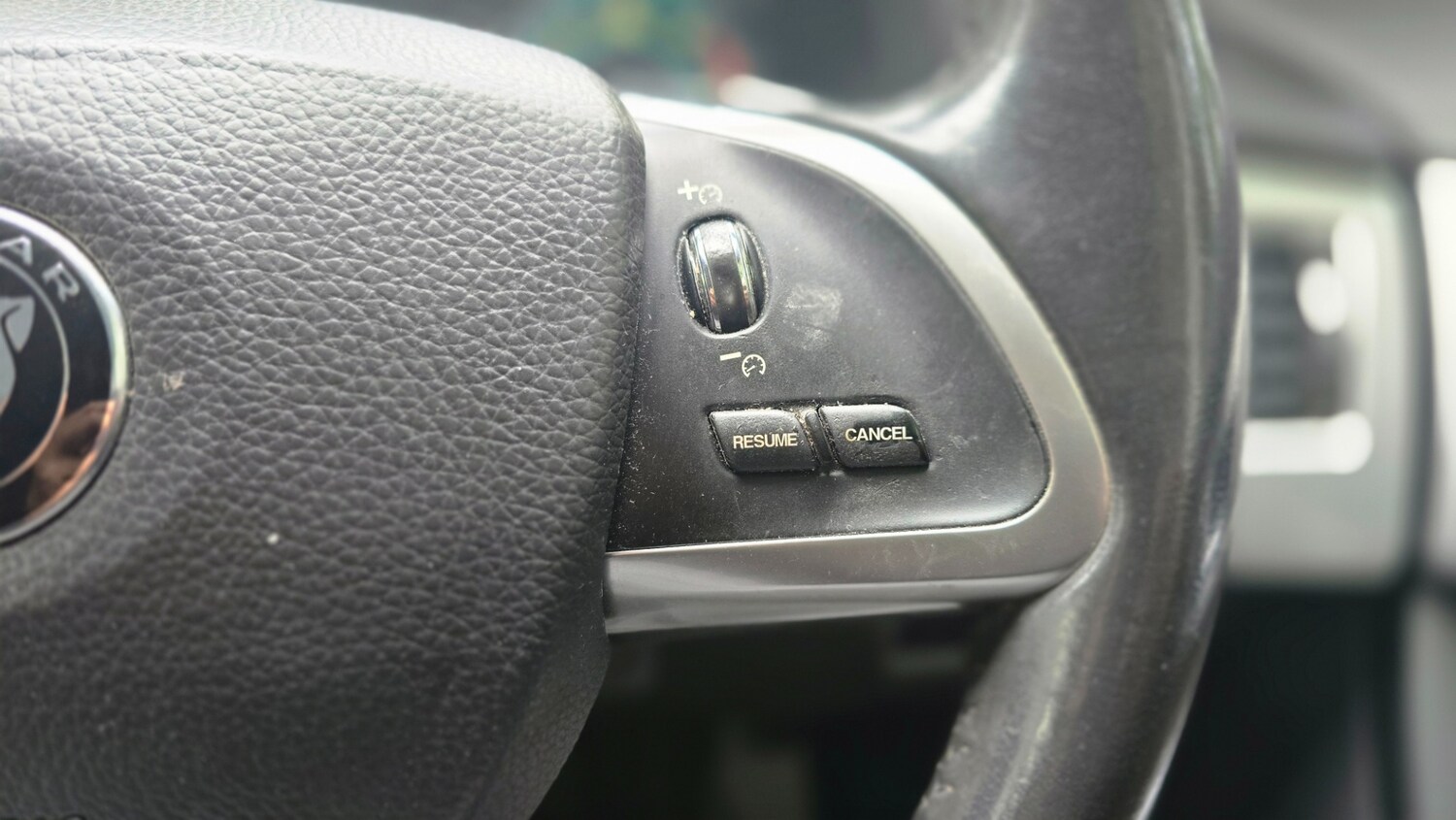 Used Jaguar XF 2014 for sale - 75506680: Photo 19