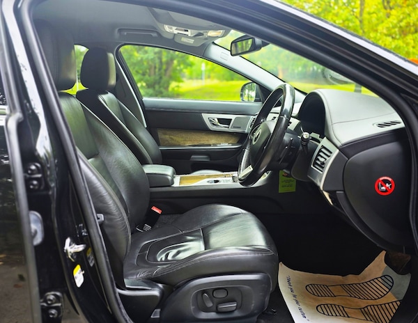 Used Jaguar XF 2014 for sale - 75506680: Photo 9