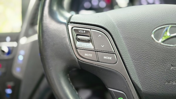 Used Hyundai Santa Fe 2017 for sale - 74448033: Photo 19