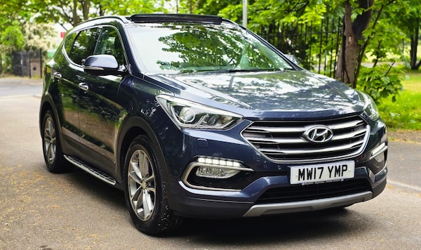Used Hyundai Santa Fe 2017 for sale - 74448033: Photo 30
