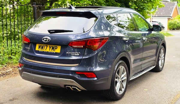 Used Hyundai Santa Fe 2017 for sale - 74448033: Photo 6