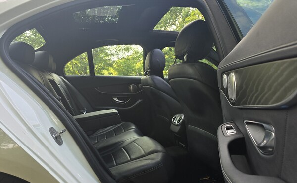 Used Mercedes-Benz C-Class 2016 for sale - 74911382: Photo 10