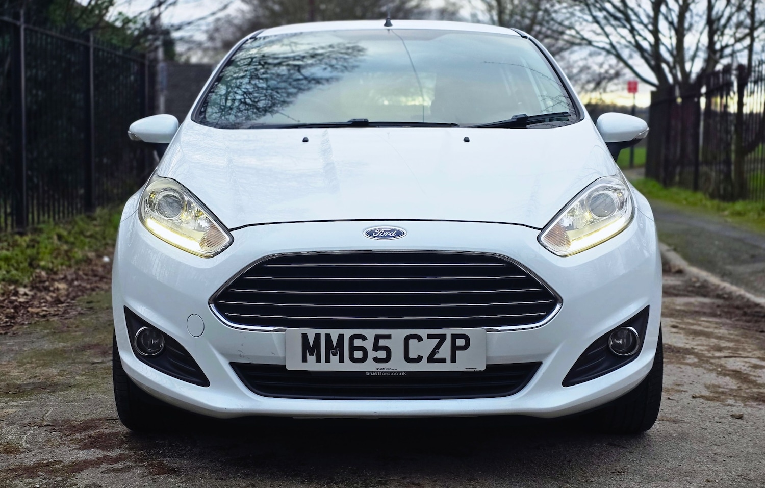 Used Ford Fiesta 2015 for sale - 77049646: Photo 2