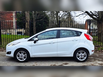 Used Ford Fiesta 2015 for sale - 77049646: Photo