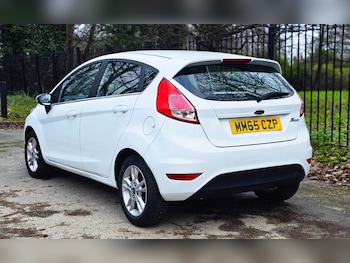 Used Ford Fiesta 2015 for sale - 77049646: Photo