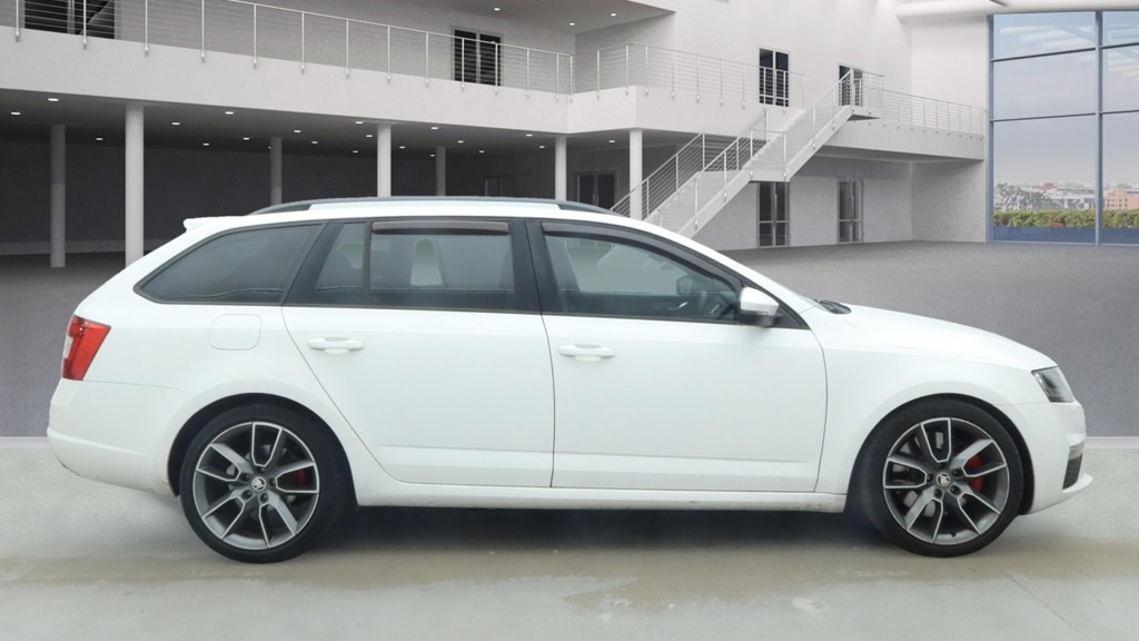 Used Skoda Octavia 2015 for sale - 76588992: Photo 5