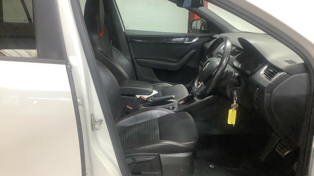 Used Skoda Octavia 2015 for sale - 76588992: Photo 7